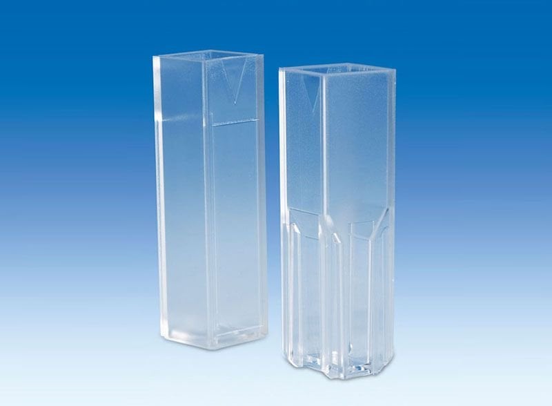 Kuvet - Makro - Pmma                                    2,5-4,5 ml